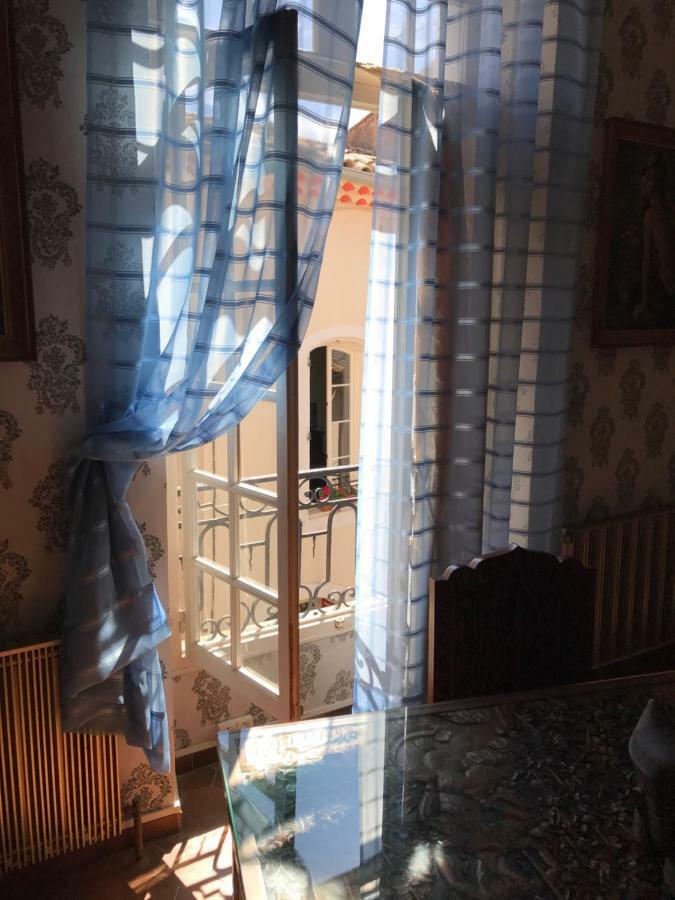 Hotel Chez artistes Servian Exterior foto