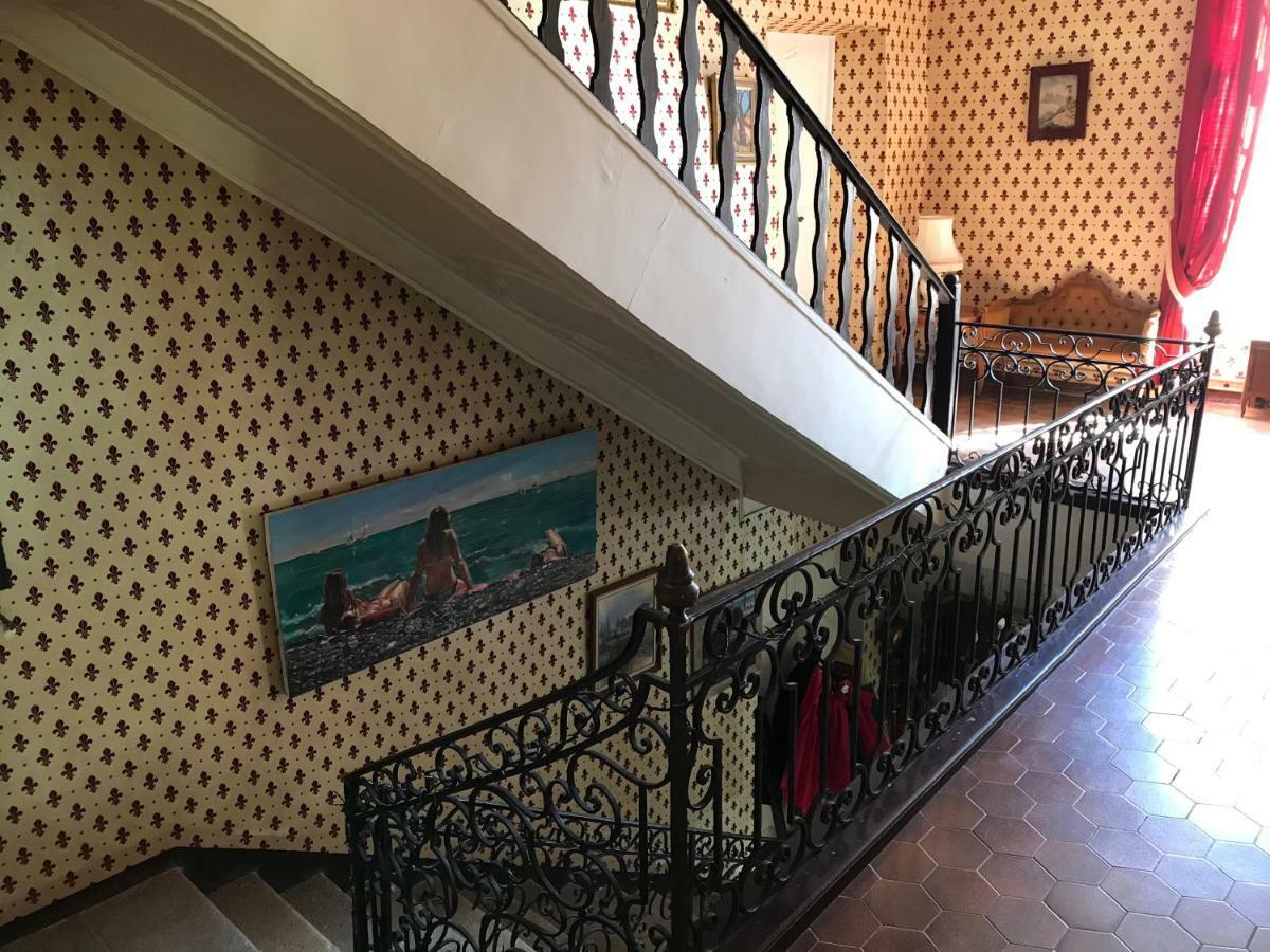 Hotel Chez artistes Servian Exterior foto